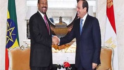 السيسي مهنئًا أبي أحمد: جائزة نوبل للسلام فوزًا جديدًا لقارتنا السمراء