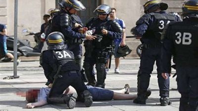 الشرطة البريطانية تعتقل مشتبها به على خلفية حادث الطعن بمانشستر