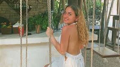 شاهد.. كيف احتفلت ابنة عمرو دياب بعيد ميلاده؟