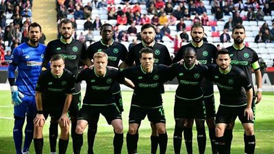 قونيا سبور يضرب بقوة ويعتلي صدارة الدوري التركي