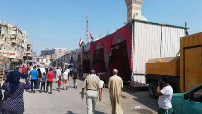 توافد المئات على طنطا للاحتفال بمولد 