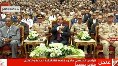 السيسي: منذ 6 سنوات ونحن نحارب  في سيناء حتى تنهض البلد للأمام