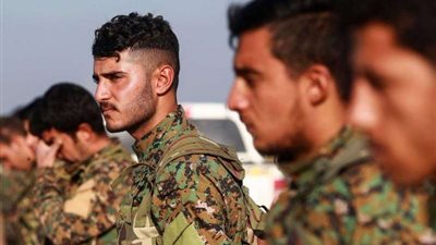 مسؤولون أكراد: بعض أفراد عائلات داعش فروا من مخيم للنازحين بعد القصف التركي