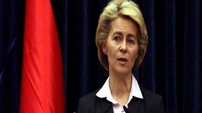 وزيرة الدفاع الألمانية تحذر من إنشاء منطقة احتلال تركية في سوريا