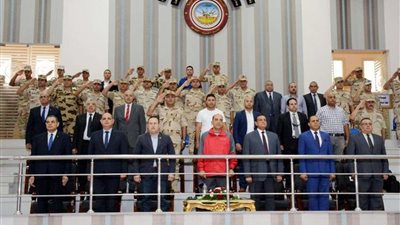 وزير التعليم العالي يستعرض تقريرًا حول فعاليات إحياء ذكرى حرب أكتوبر بالجامعات