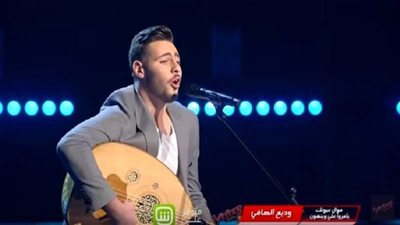 طارق كيوف يخطف لجنة تحكيم 