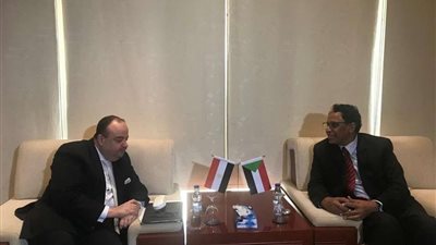 سفيرنا بالخرطوم يبحث العلاقات الثنائية مع وزير الطاقة السوداني