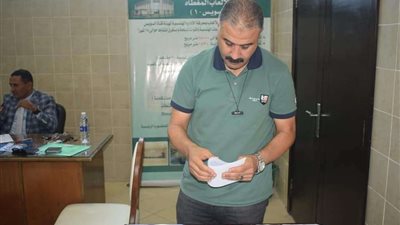 الدكتور خالد عفيفي يفوز برئاسة نادي القناة