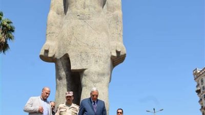 محافظ الدقهلية يوجه بإنشاء نظام إضاءة حديث حول تمثال رمسيس