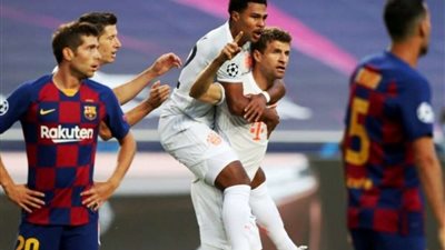 بايرن ميونخ يقسو على برشلونة بثلاثية في دوري أبطال أوروبا
