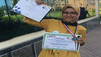 طالبة من كفر الشيخ تبتكر جهاز يوفر ملايين الجنيهات للدولة