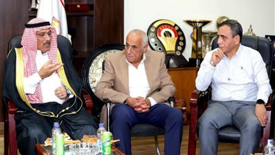 الزمالك يستقبل وفدًا كبيرًا من مجلس القبائل والعائلات للتهنئة بلقب الدوري