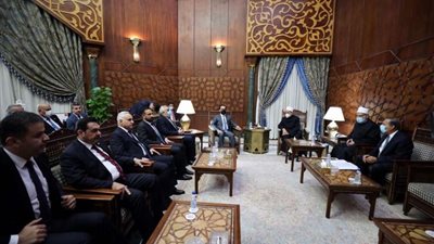 شيخ الأزهر لرئيس البرلمان العراقي: ليس أمامنا إلا الوحدة والتلاحم طريقًا للأمن والاستقرار