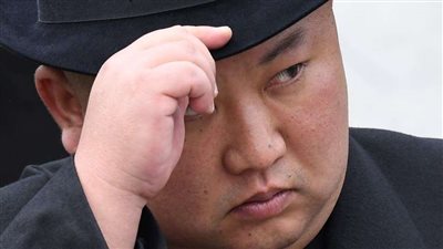 كوريا الشمالية تطلق صواريخ محمولة على عربات سكك حديدية