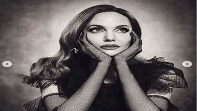 قبل عرض Maleficent 2.. شاهد أنجلينا جولي وإيل فانينج في جلسة تصوير جديدة