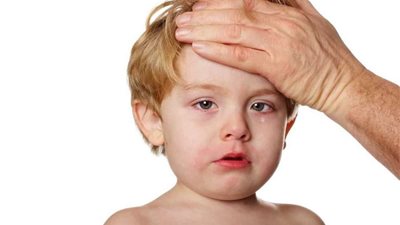 بعد إثارة الجدل.. كيف تحمي طفلك من التهاب السحايا في 5 خطوات