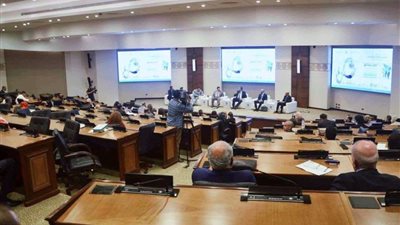 وزير الآثار: 