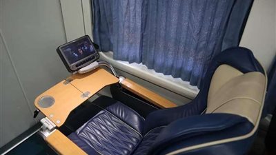 قطارات «vip top» بين القاهرة وأسوان.. اعرف أسعار التذاكر (صور)