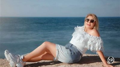 بالفيديو | نادية الجندي تتفاعل مع جمهورها بصور تكريمها في الموريكس دور