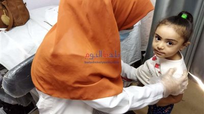 الكشف على 518 مواطنا وتوزيع الأدوية بالمجان في 