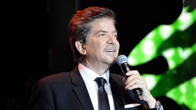 وليد توفيق: يكشف تفاصيل غنائه لأول مرة أمام عمالقة الفن