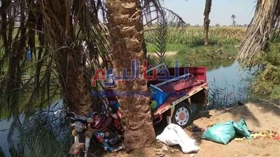 مصرع وإصابة 7 أشخاص في حادث تصادم بـ