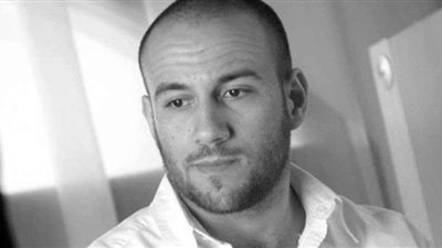 بكلمات مؤثرة.. أحمد السقا ينعي والد الفنان أحمد مكي