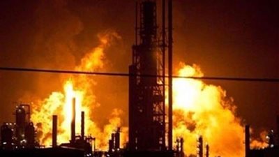 بالفيديو.. اندلاع حريق جديد في منشأة نفطية إيرانية