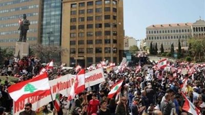 أبرزها إسقاط الحريري.. تعرف على مطالب متظاهري لبنان