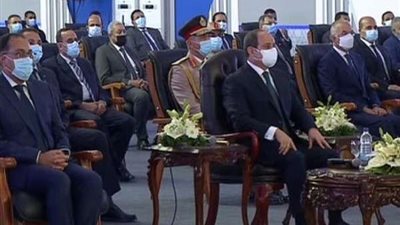 الرئيس السيسي: زيادة إيرادات قناة السويس بنحو 11 % عن العام الماضي