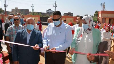 بالصور | محافظ الدقهلية يفتتح 3 مدارس جديدة