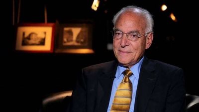 فاروق الباز: إطلاق اسمي على كويكب في الفضاء لهذا السبب