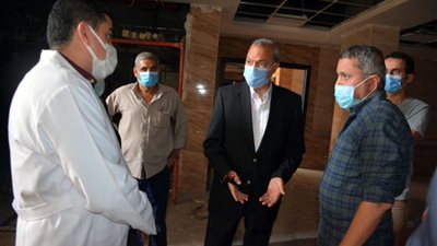 محافظ القليوبية يتفقد عدد من المشروعات بالقناطر الخيرية