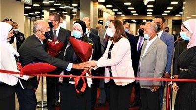وزيرة الصناعة: معرض المنتجات المصرية بالأردن فرصة متميزة لزيادة الصادرات للأسواق الإقليمية (صور)