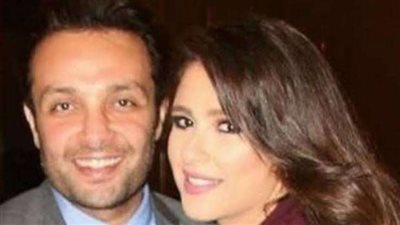 عقب عودتها لمصر.. شقيق ياسمين عبد العزيز يوجه لها رساله مؤثرة