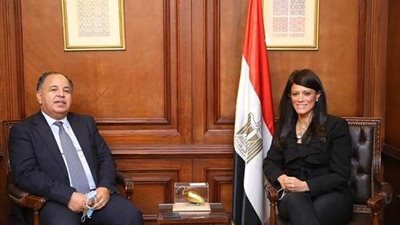 وزيرا التعاون والمالية يطلقان منصة التعاون المشترك لترويج المشروعات