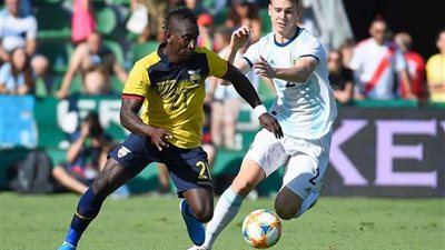 الحكم يلغي هدف في شوط سلبي بين بوكا جونيورز وريفربليت