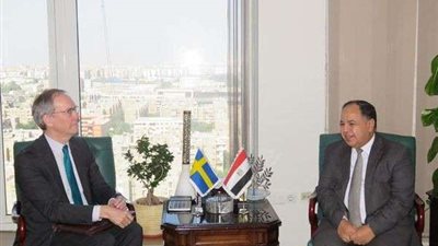 وزير المالية يلتقى بسفير السويد بالقاهرة لبحث سبل التعاون المشترك