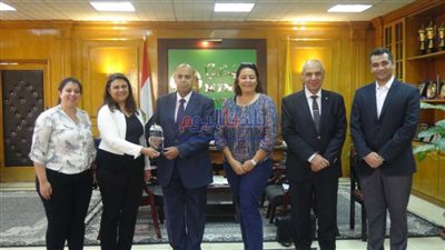 الجامعة الأمريكية: مركز التطوير المهني بجامعة المنيا الأفضل في مصر