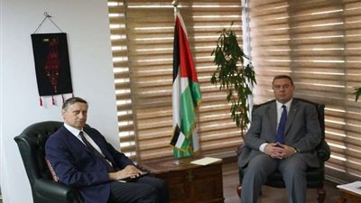 السفير الفلسطيني دياب اللوح يستقبل نظيره الألماني في مصر