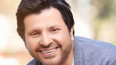 بالفيديو| متعاونًا مع الشباب.. هاني شاكر يطرح أغنيته الجديدة 