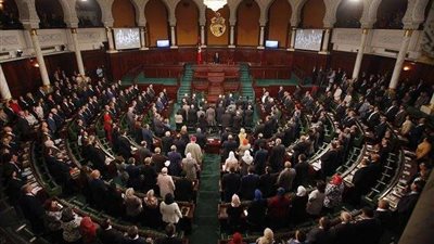 المساس بكرامة الجيش والتعدي على الأمنيين.. السجن لنائب في البرلمان التونسي