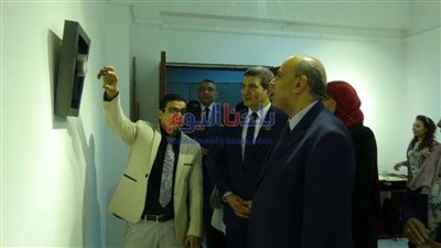 افتتاح معرض 