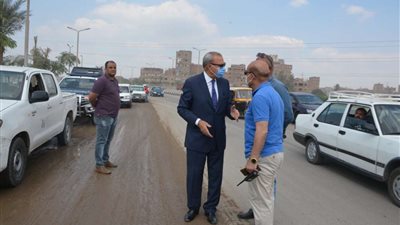 محافظ القليوبية يتابع أعمال النظافة ورفع الإشغالات بشبرا الخيمة والخصوص