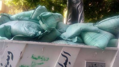 ضبط 5.25 طن دقيق بلدي مدعم قبل الإتجار بها في السوق السوداء بأسيوط