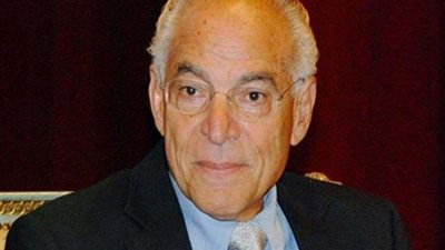 فاروق الباز: 