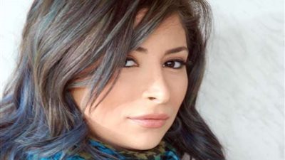 شاهد.. طليقة تيم حسن ترد على منتقدي إطلالاتها المثيرة عبر 