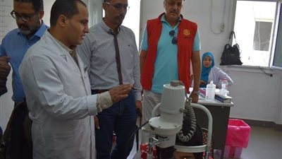 جهاز مدينة الشروق ينظم قافلة طبية مجانية للكشف على أمراض الرمد