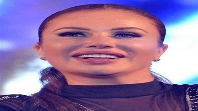 نيكول سابا تشغل السويشال ميديا بـ