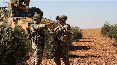 بالفيديو.. القوات الأمريكية تنتشر مجددًا في الشمال السوري